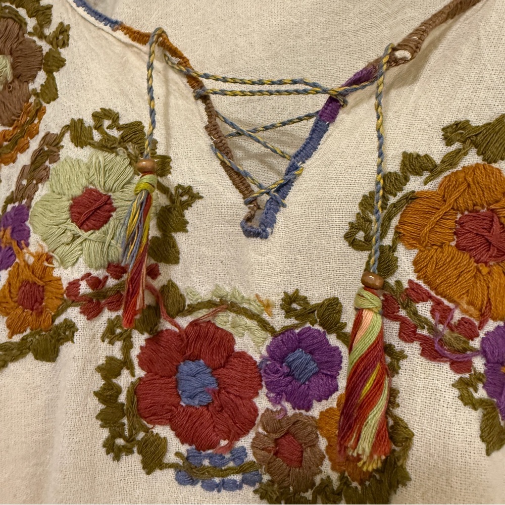 Embroidered Top Blouse Women S/M Flowers Cottagecore Whimsical Hippie 70s Dainty - Picture 7 of 13